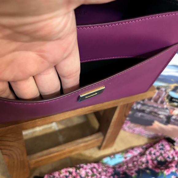 DOLCE & GABBANA Calfskin Small Sicily 58 Bag in plum color - Picture 5 of 16